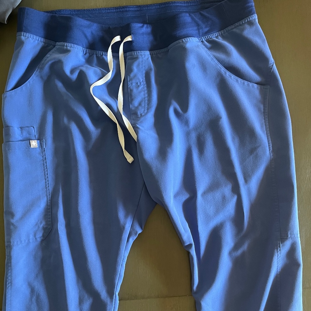 Figs Blue Denim Women's Scrub Bottom Size Petite XL Cargo
